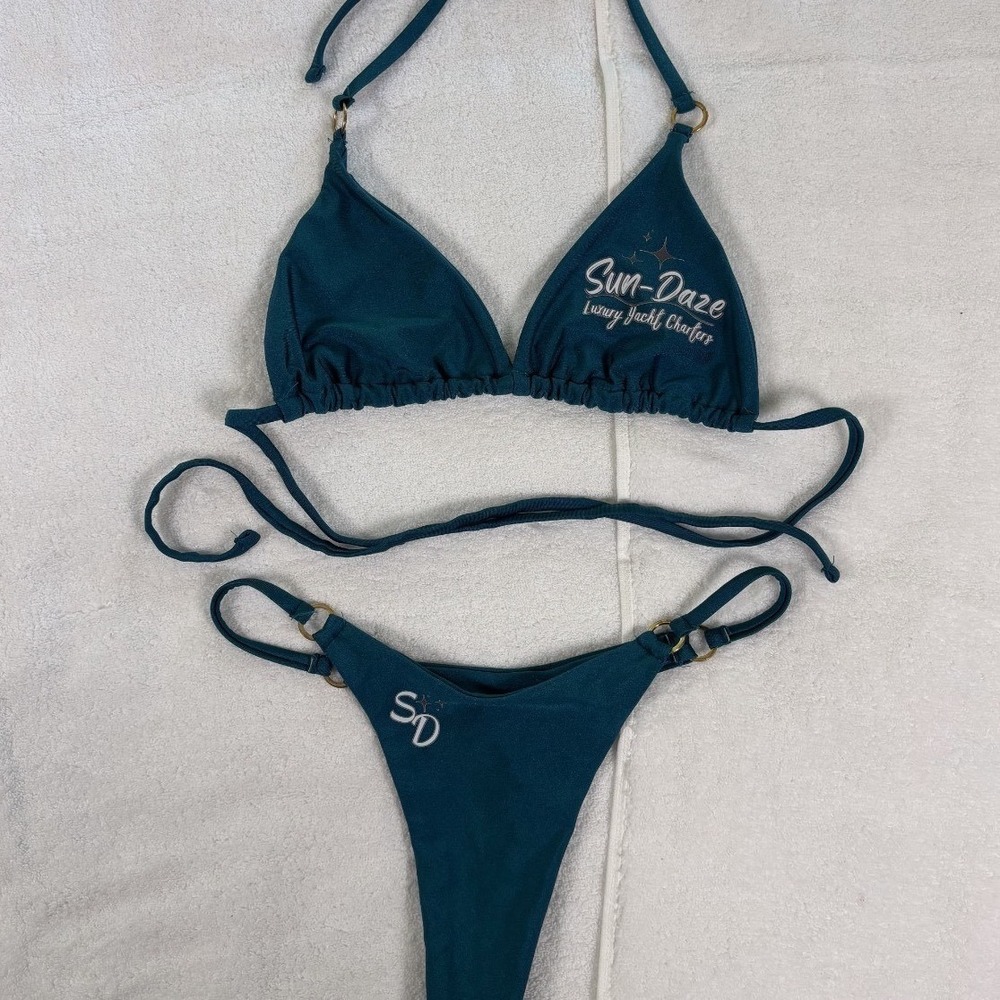 Sun-Daze Bikini Set Women's Small Teal Triangle Top High Cut Yacht Charter Beach